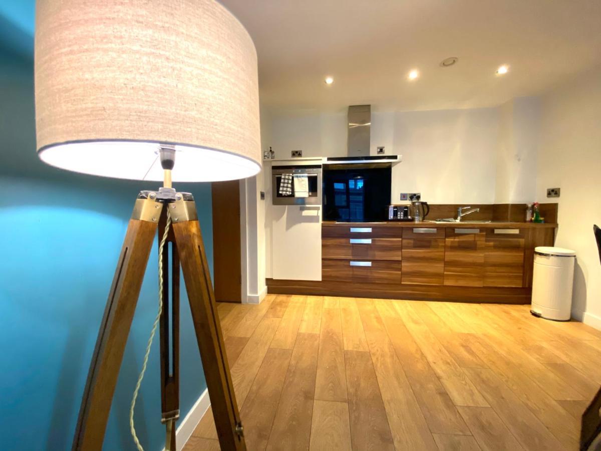 Blonk Street - Luxury Two Bedroom Apartment 셰필드 외부 사진